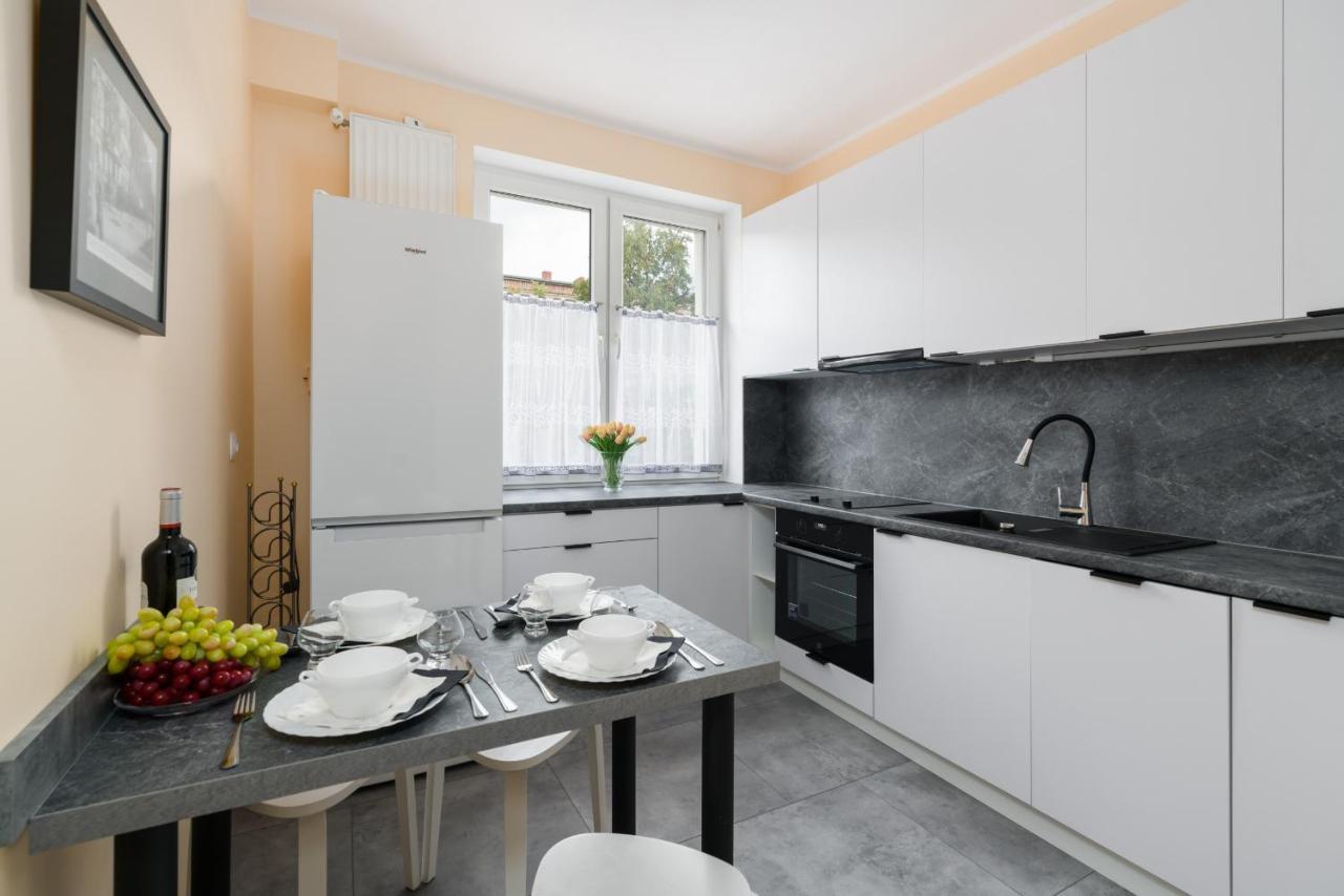 Kosinskiego Apartment Poznan By Noclegi Renters Екстер'єр фото